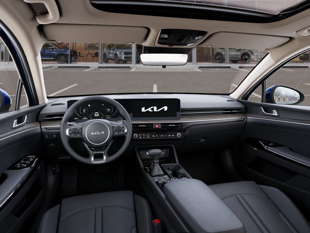 Vehicle image 14 of 27