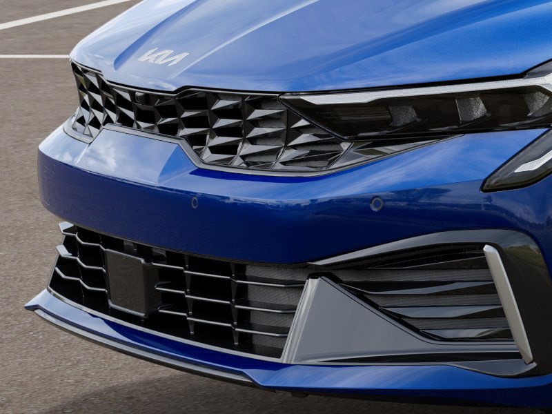 Vehicle image 13 of 27