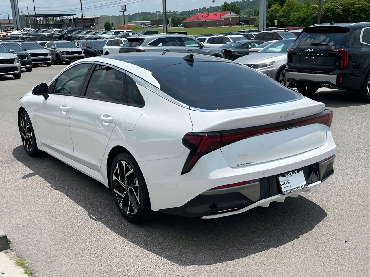 Vehicle image 43 of 44