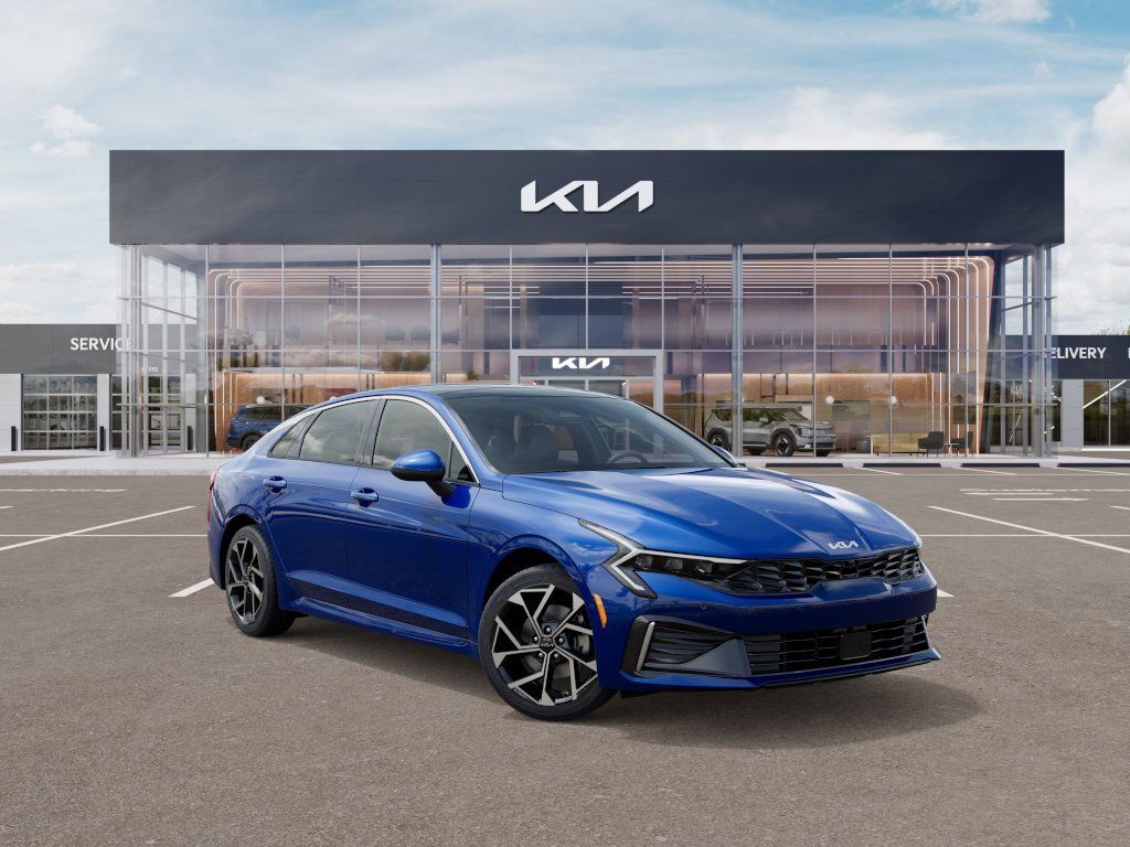 2025 Kia K5 EX Image 4 of 27