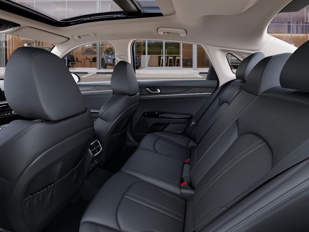 2025 Kia K5 EX Image 18 of 27