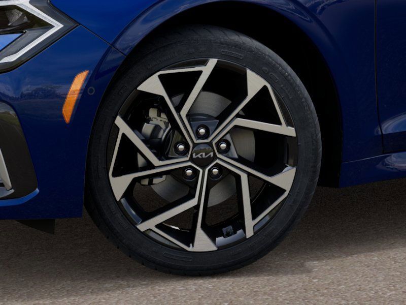 2025 Kia K5 EX Image 11 of 27