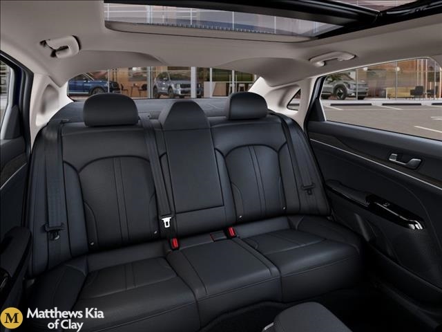 Vehicle image 15 of 27