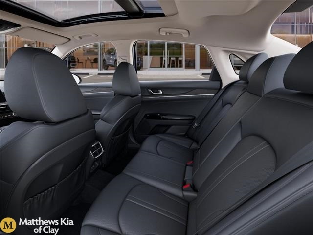 Vehicle image 14 of 27