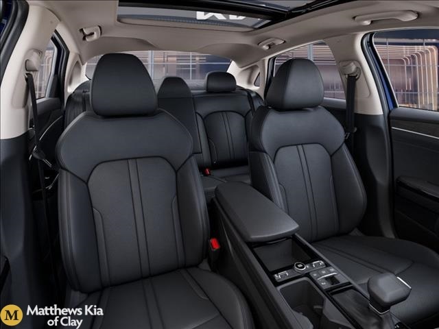 Vehicle image 12 of 27