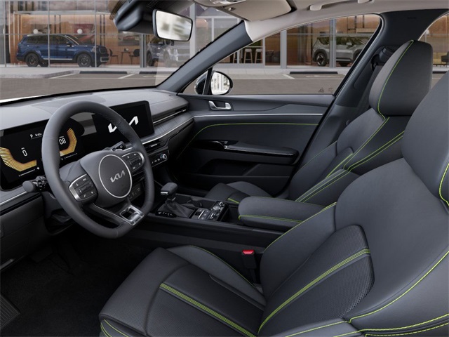 Vehicle image 20 of 27