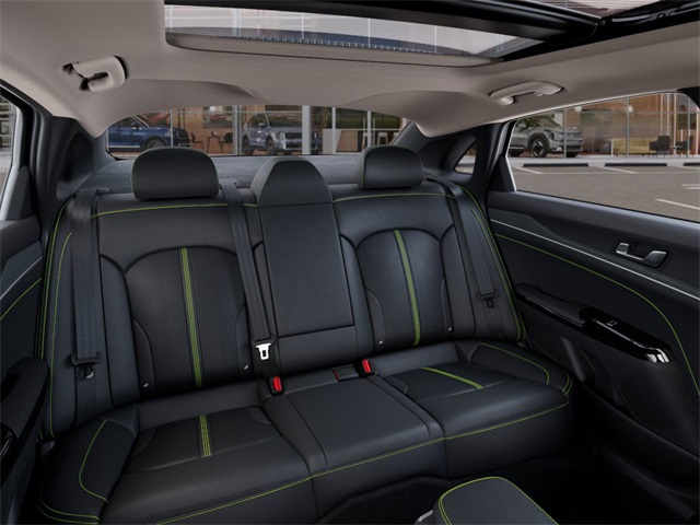 Vehicle image 19 of 27