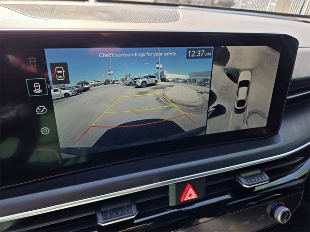 2025 Kia K5 GT Image 17 of 35