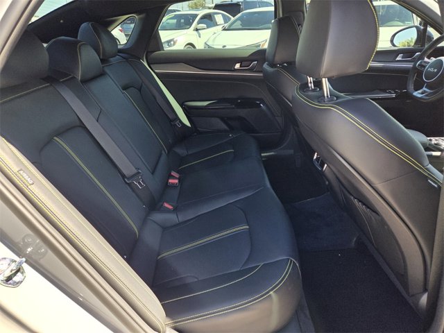 2025 Kia K5 GT Image 8 of 35