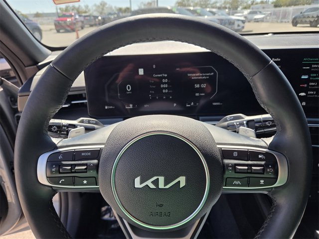 2025 Kia K5 GT Image 15 of 35