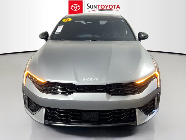 2025 Kia K5 GT Image 2 of 31