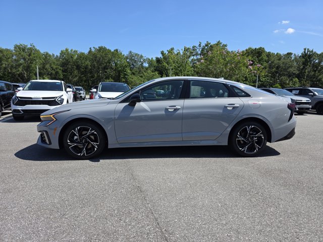 Vehicle image 6 of 33