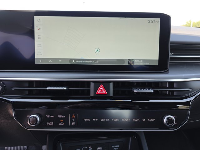 Vehicle image 20 of 33