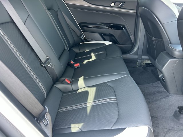 Vehicle image 12 of 38