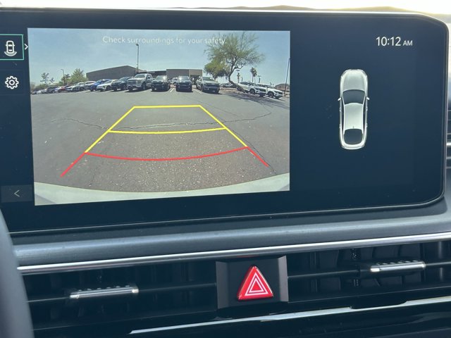 Vehicle image 26 of 38