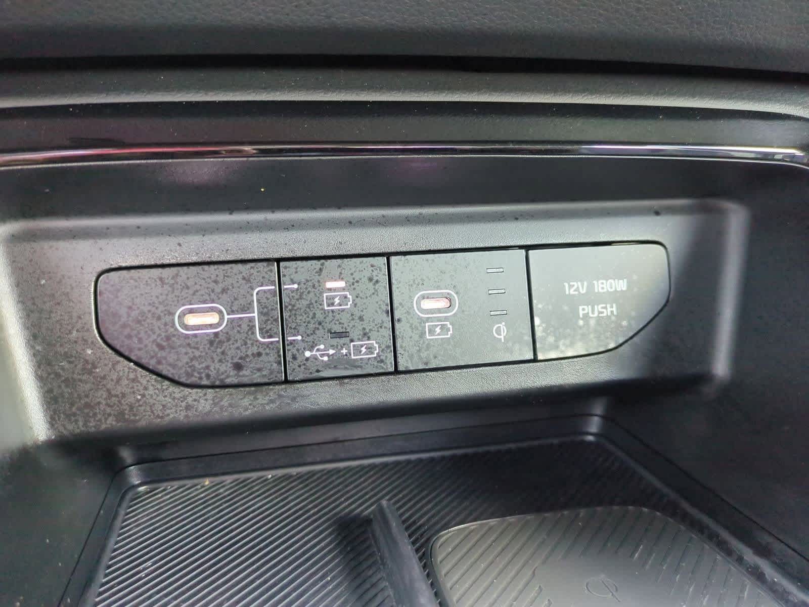 Vehicle image 29 of 34