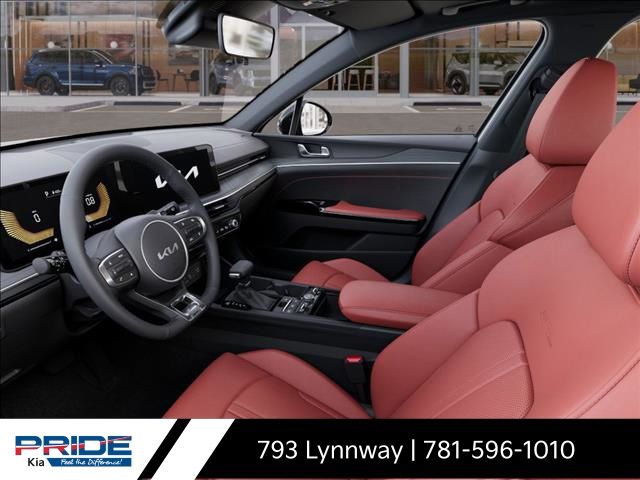 Vehicle image 17 of 27