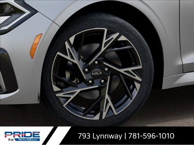 Vehicle image 10 of 27