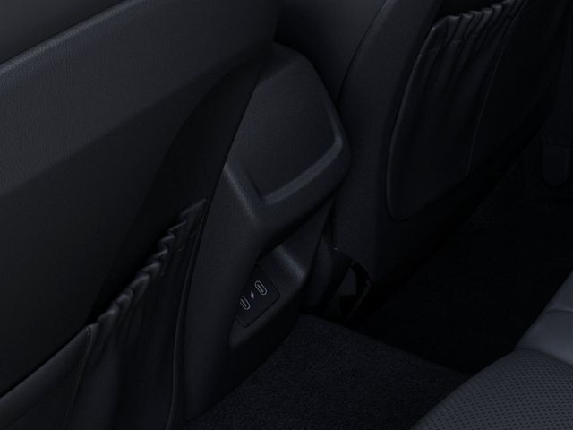 Vehicle image 27 of 27