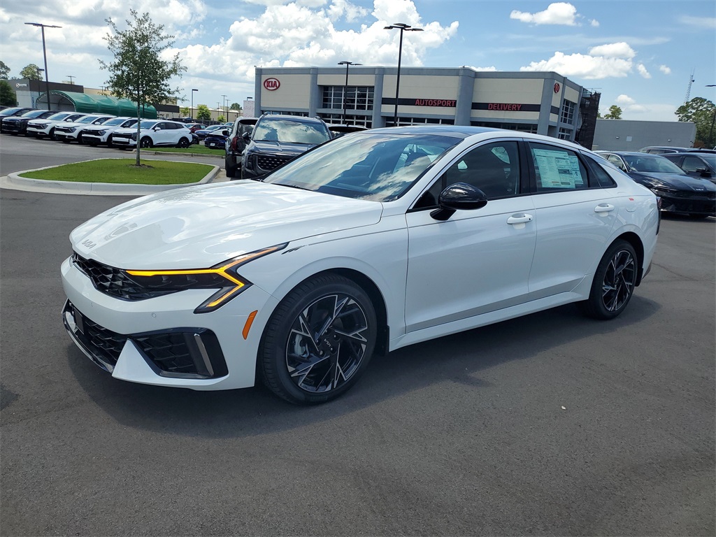 Vehicle image 1 of 30