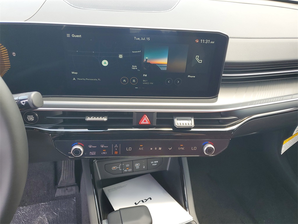 Vehicle image 19 of 30
