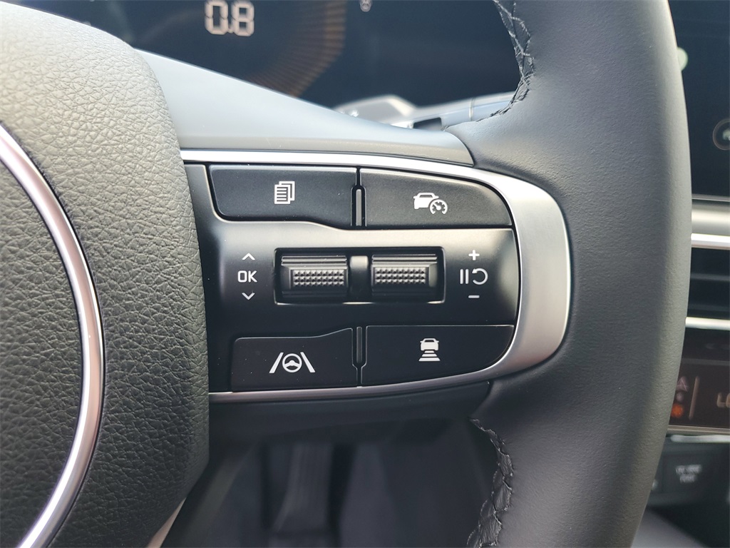 Vehicle image 29 of 30