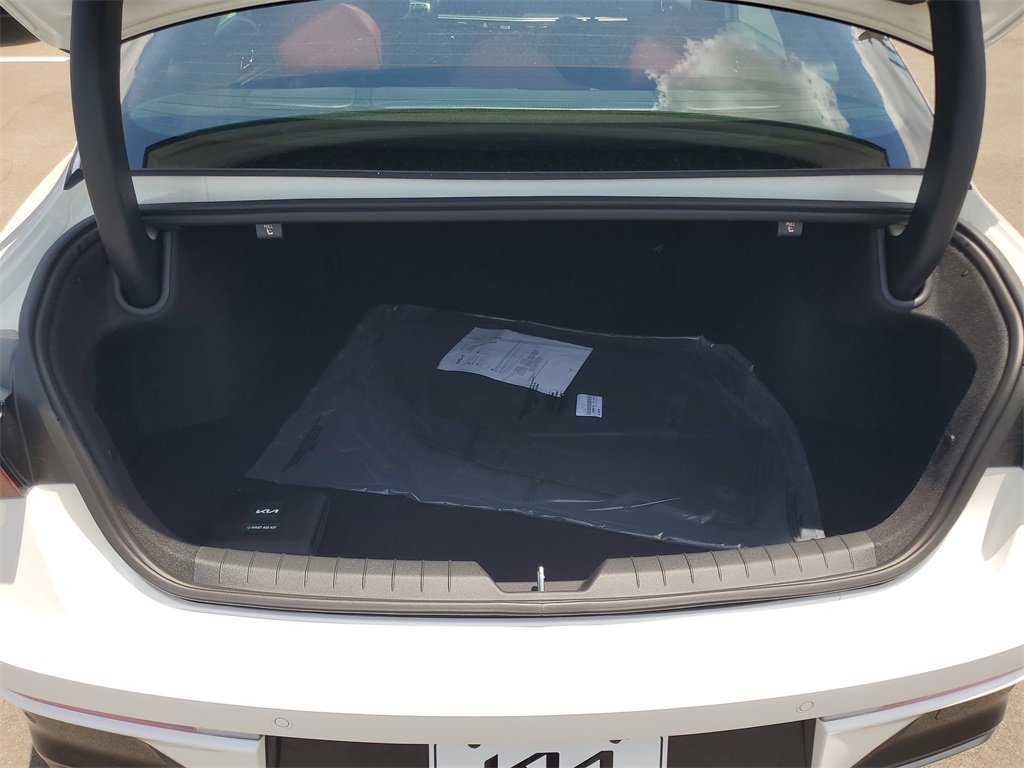 Vehicle image 6 of 30