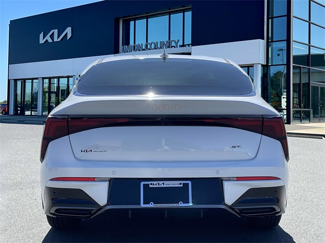 Vehicle image 5 of 37