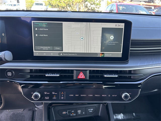 Vehicle image 14 of 25