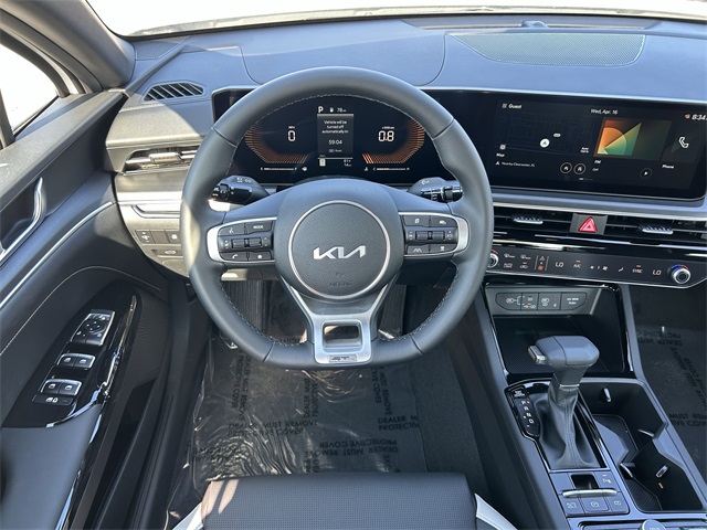 Vehicle image 9 of 25