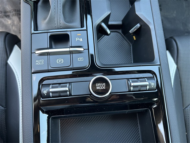 Vehicle image 20 of 25