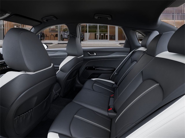 Vehicle image 18 of 27