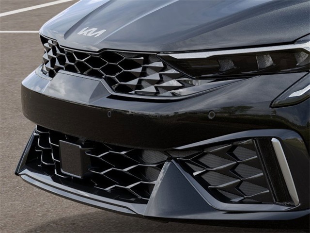 Vehicle image 13 of 27