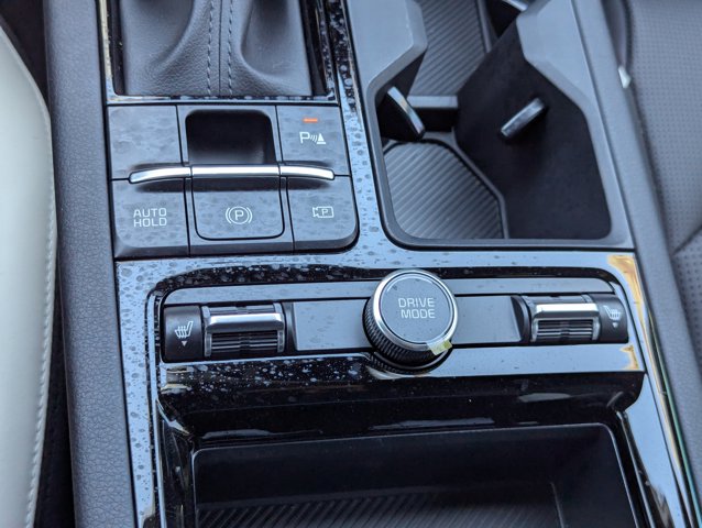 Vehicle image 30 of 31