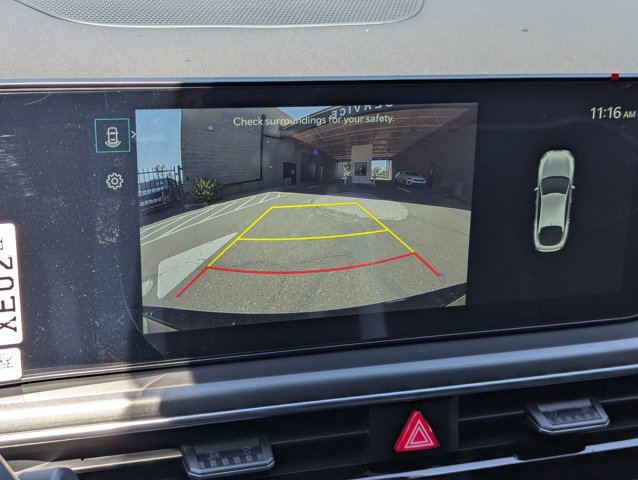 Vehicle image 19 of 31