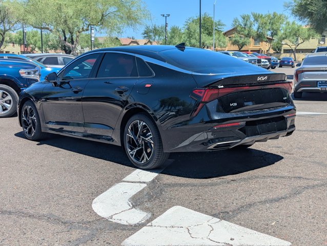 Vehicle image 6 of 31