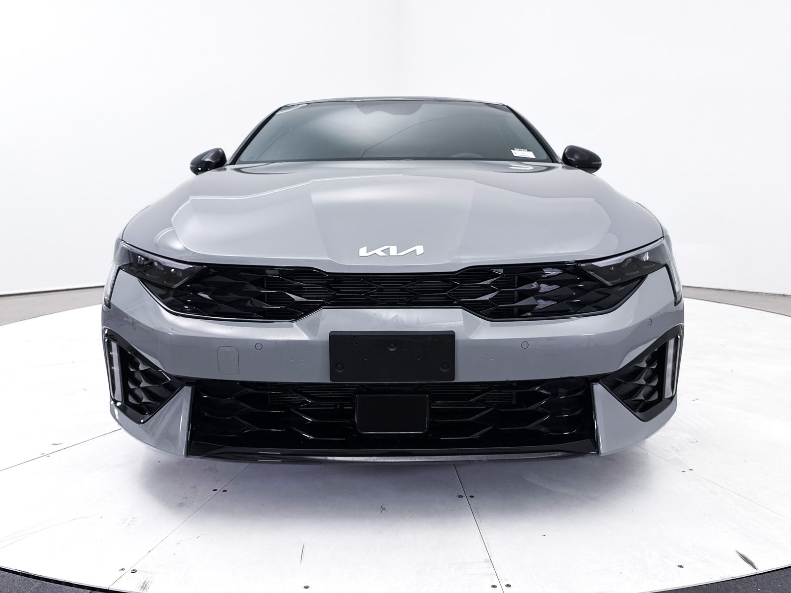 2025 Kia K5 GT-Line Image 3 of 40