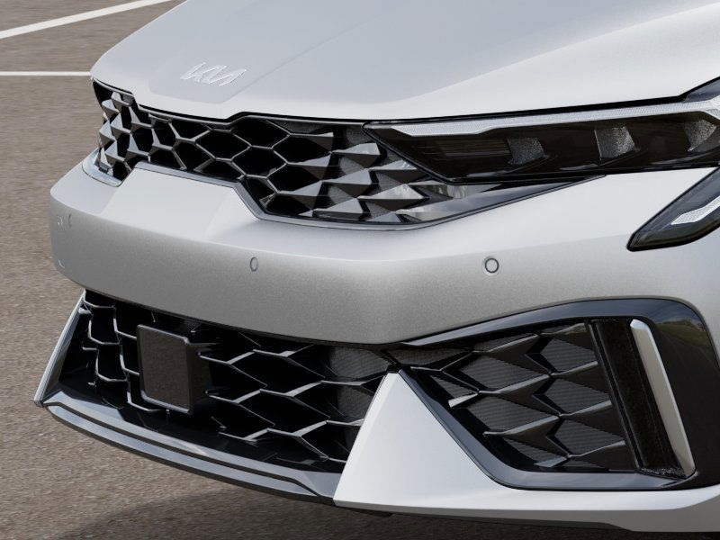 Vehicle image 13 of 27