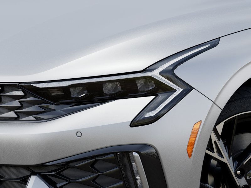 Vehicle image 11 of 27