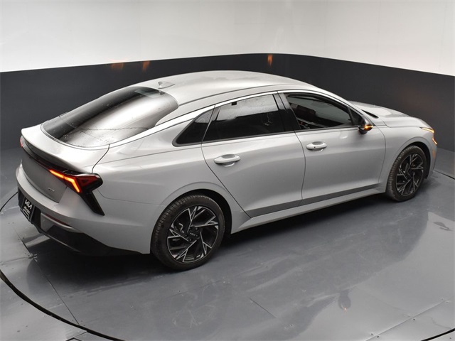 Vehicle image 15 of 49