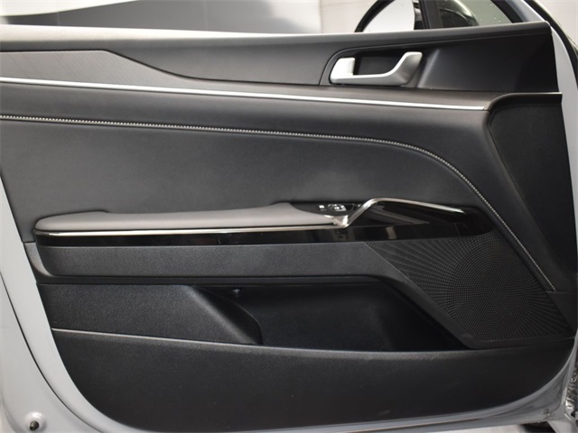 Vehicle image 34 of 49