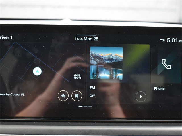 Vehicle image 36 of 49
