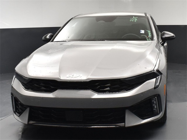 Vehicle image 4 of 49