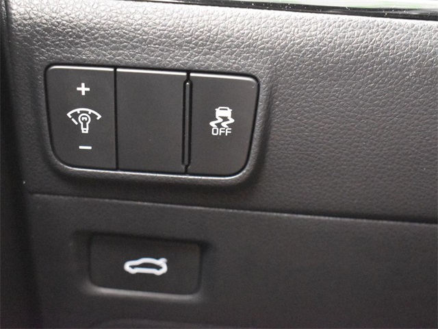 Vehicle image 44 of 49