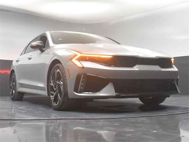 Vehicle image 10 of 49