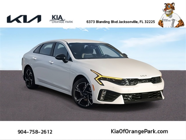 Vehicle image 2 of 28