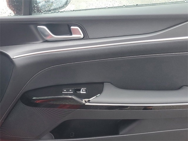 Vehicle image 28 of 28