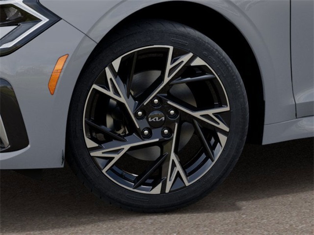 Vehicle image 10 of 27