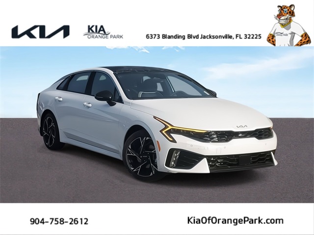 Vehicle image 2 of 33