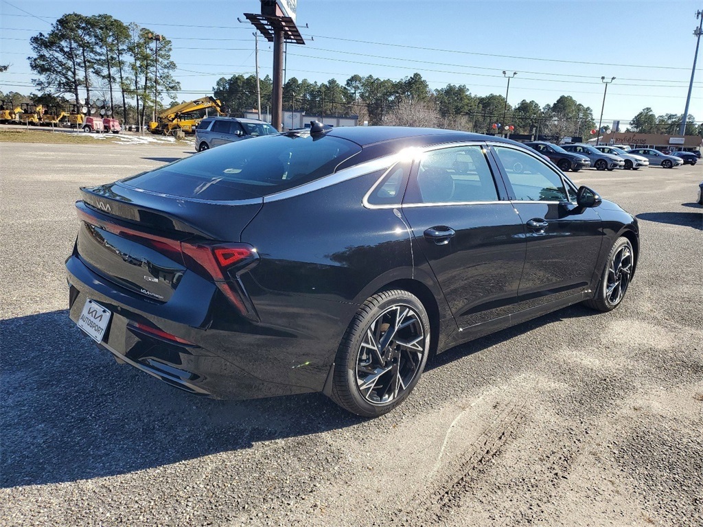 Vehicle image 3 of 25